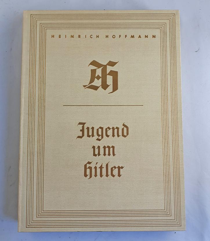 Lot de quatre livres de Heinrich Hoffmann