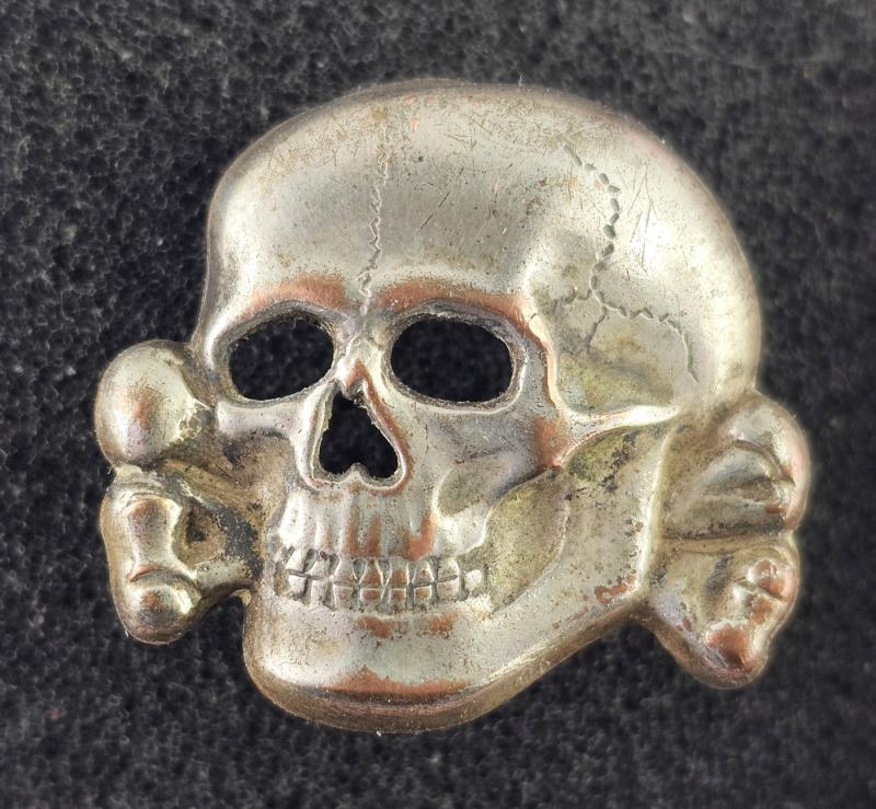 Tête de mort pour ASS ou WSS M1/52 - SS TK